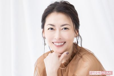 中山美穂、無理をしていたアイドル時代から「いまは、いい具合で自由になった」