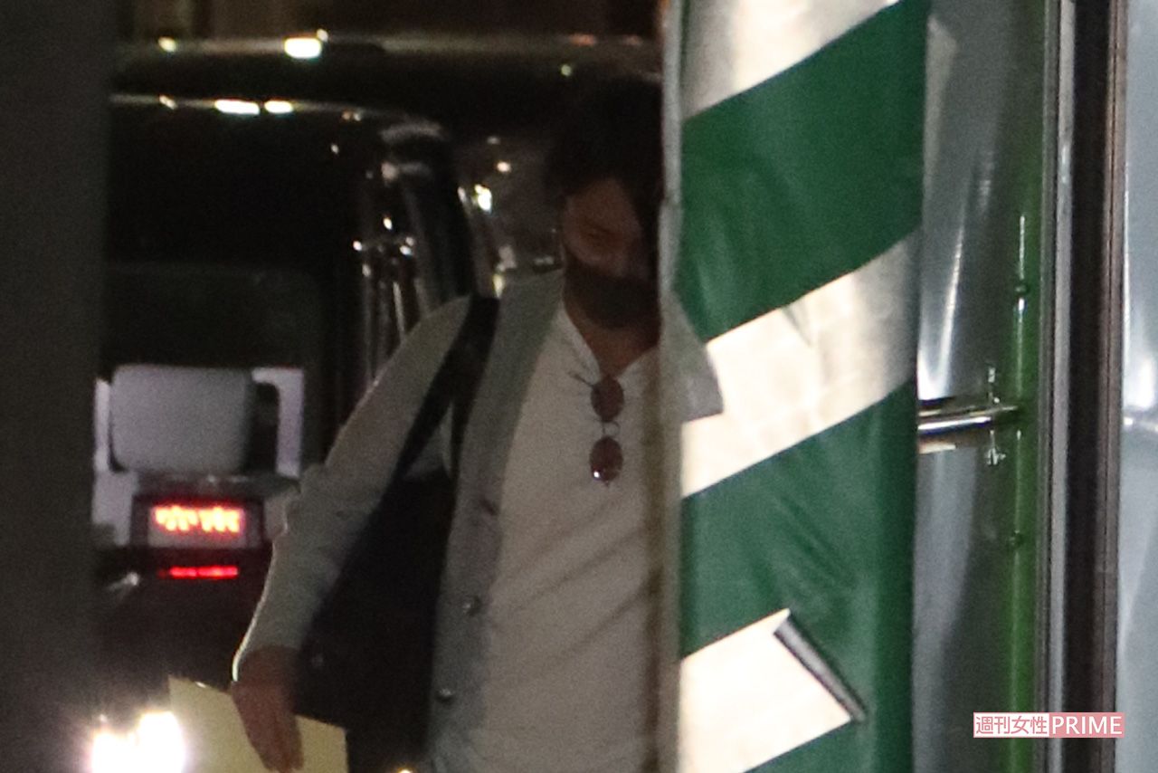 ジャニーさんの亡骸との対面のため、深夜に関連ビルを訪れた山下（５）