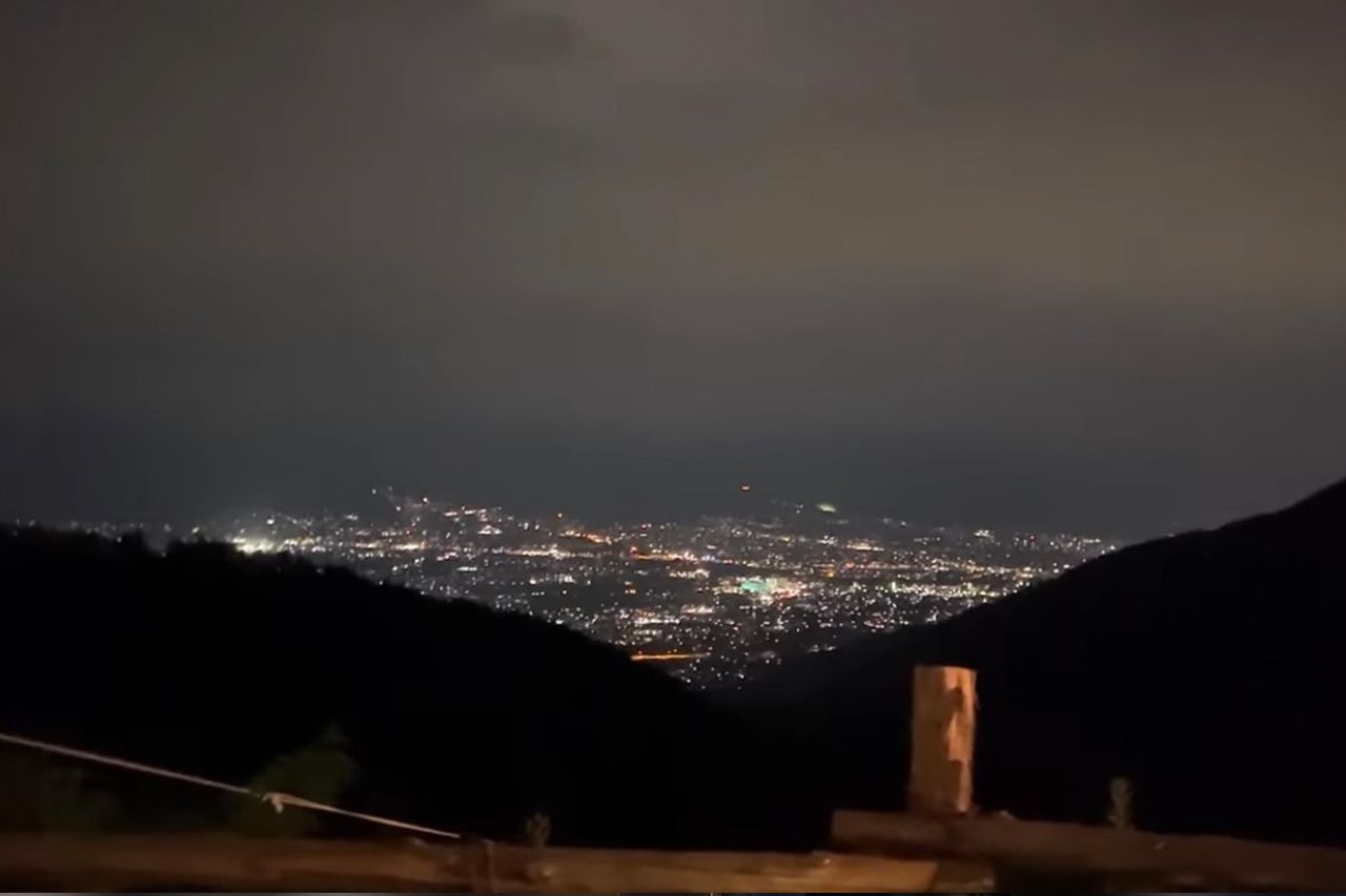 匂わせ1　稲垣が自身のYouTubeに掲載した夜景