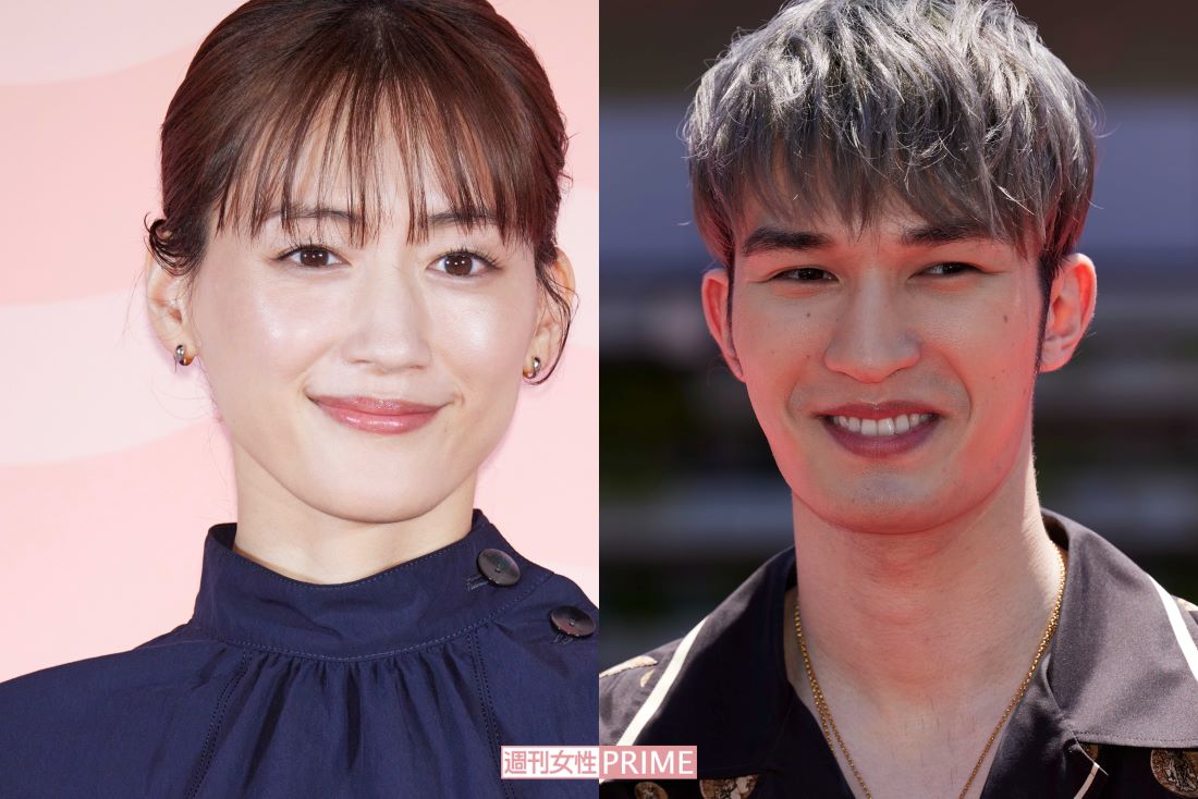 綾瀬はるか（左）とSixTONESのジェシー