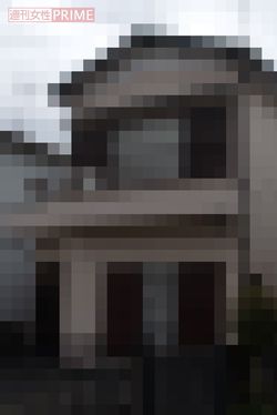 実家の2階が高永容疑者の部屋。照明が朝方までともっているという