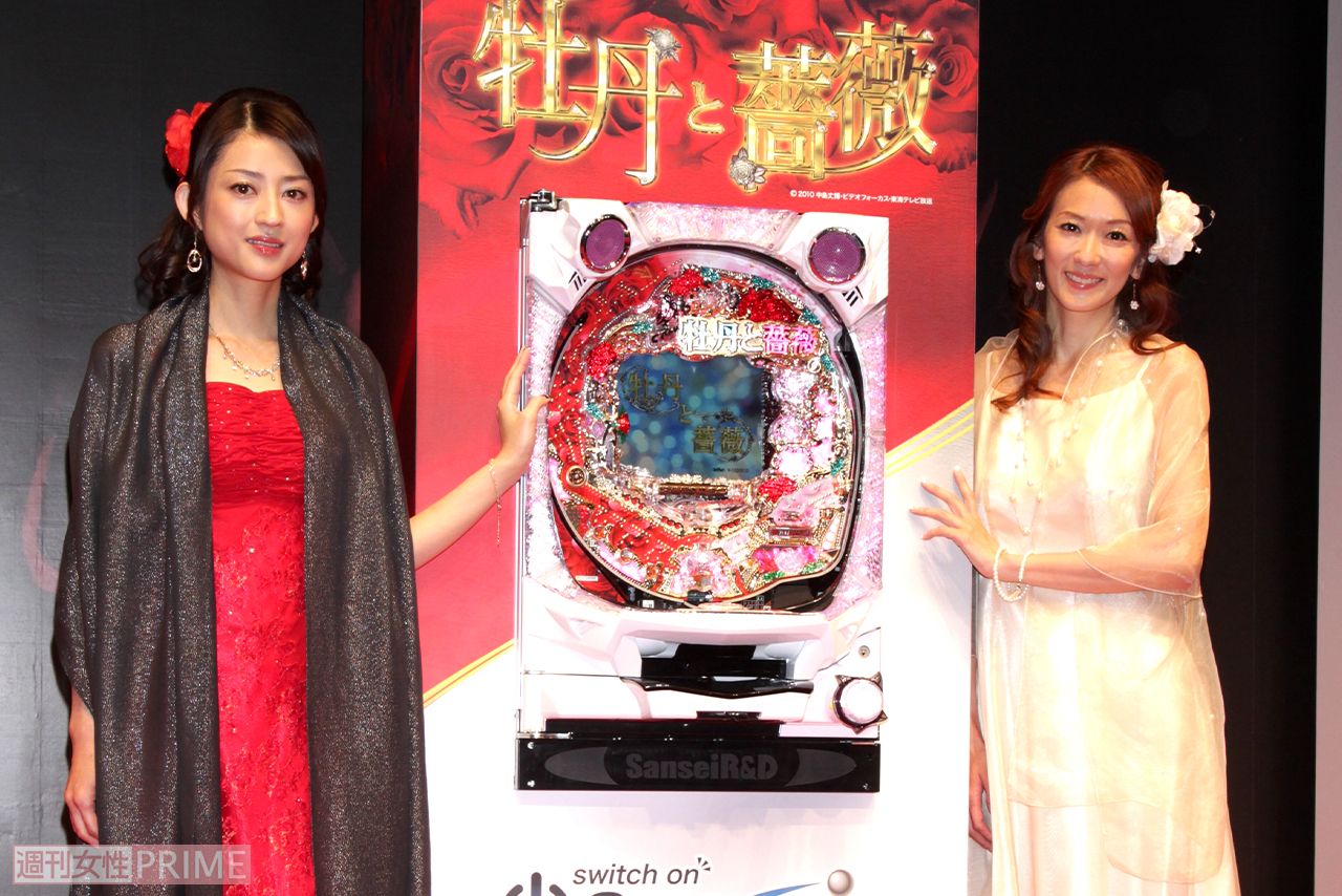 写真左から小沢真珠、大河内奈々子（CR牡丹と薔薇リリースイベント）