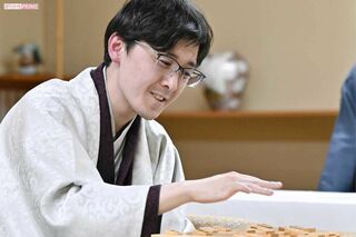 叡王戦で藤井聡太八冠に連勝した伊藤匠七段