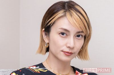 柴咲コウ、16年越しの『Dr.コトー診療所』劇場版公開に「ファンとしてうれしい」と話すも「ふたりの恋愛は…