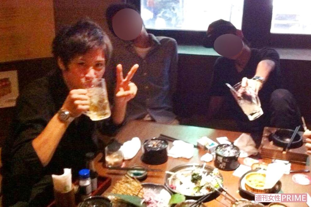 「2.5次元俳優」70代女性にキスを迫って逮捕、同級生が暴露する幅広い性癖