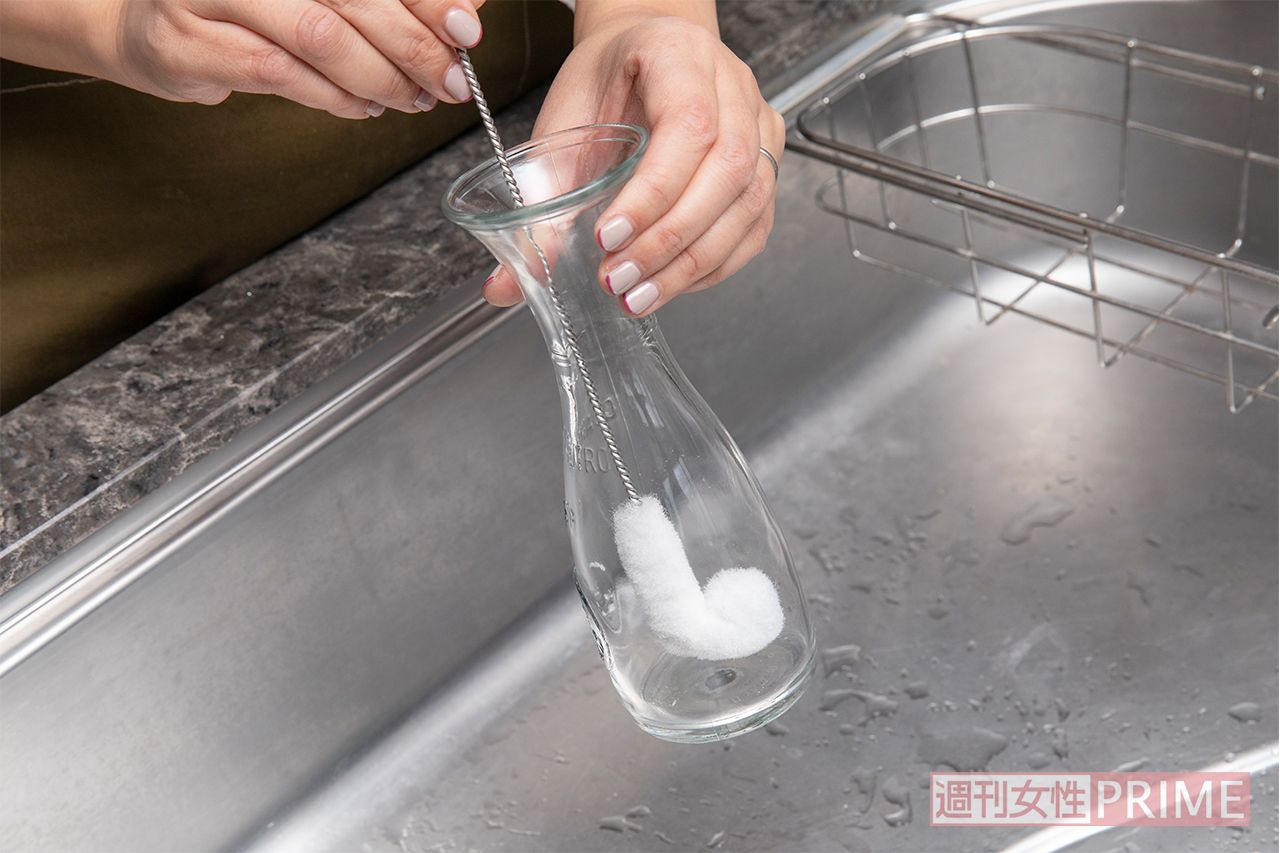 隅まで洗えるボトル用ブラシ・大　撮影／矢島泰輔