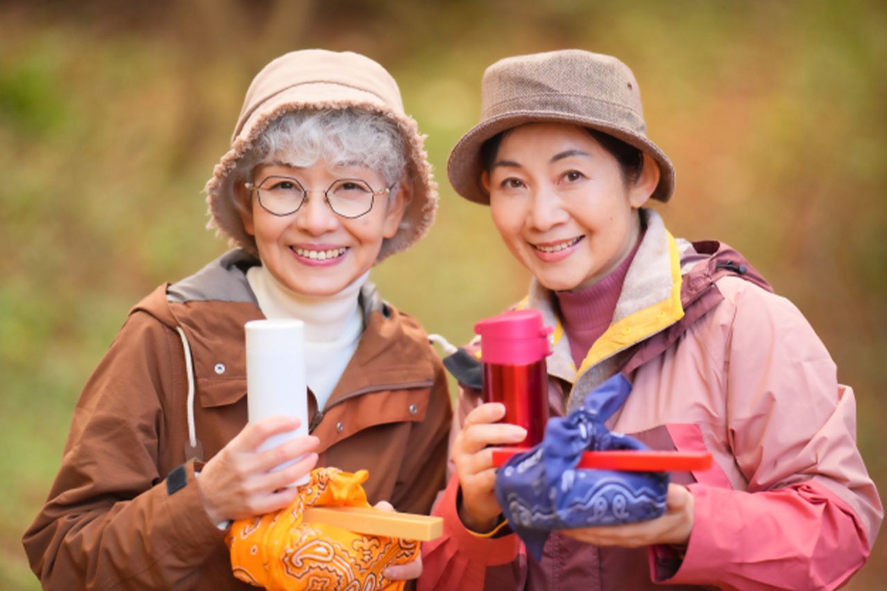 自分だけの人間関係も大切な「財産」。老後の蓄えにも（写真はイメージです）