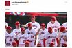 記念撮影の際、仲の良いフレッチャーにいたずらする大谷翔平(エンゼルス公式Twitterより)