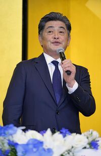 2026年10月15日、中日ドラゴンズ監督就任に伴い、名古屋市内のホテルで会見の臨んだ工藤公康氏　写真／共同通信社