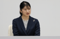 《ナイフ所持の男が逮捕》愛子さまの訪問先に凶刃迫る、令和皇室の“国民と共に歩む”姿勢の落とし穴「近づ…