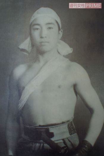 出撃前の鈴木さんは凛々しくもあどけない表情