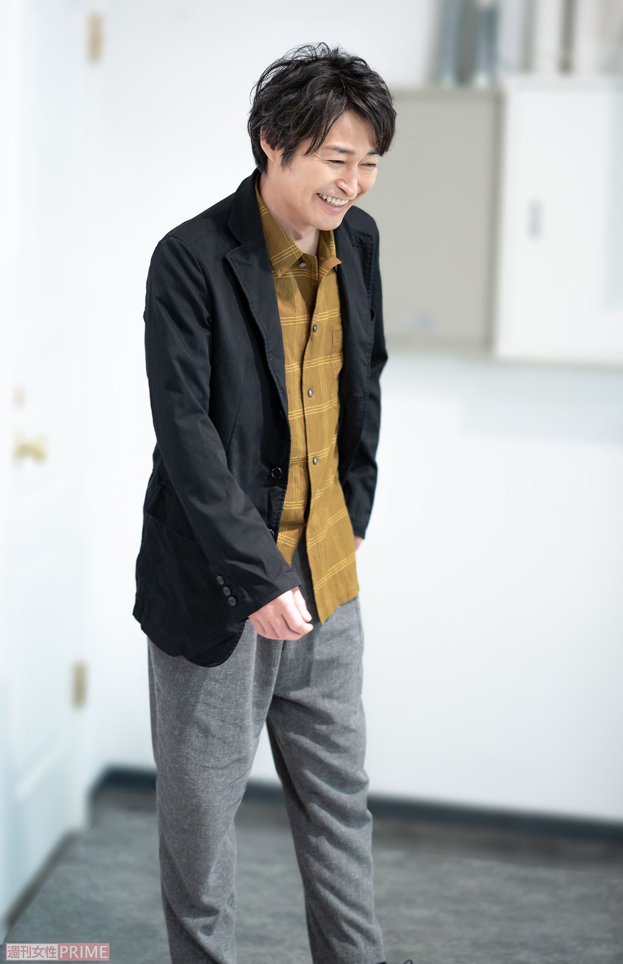 安田顕　撮影／佐藤靖彦