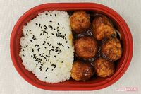 松本人志絶賛の『ウインナー弁当』を超えた！『ミートボール弁当』200円でも儲かる理由
