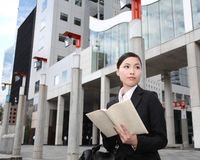 ワーママのキャリアを妨げるのは「長時間労働を美徳とする文化」