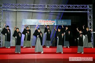 新型コロナウイルス感染拡大防止の観点から予定していた公演が中止に。その代わり無観客の劇場で収録した舞台映像を含めた映画『滝沢歌舞伎 ZERO 2020 The Movie』として上映された　撮影／週刊女性写真班