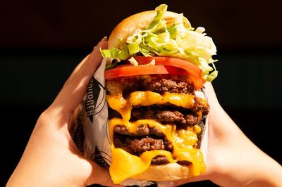 「ハンバーガーの日」に食べたい最新のイマドキ“個性派”バーガー大集合!