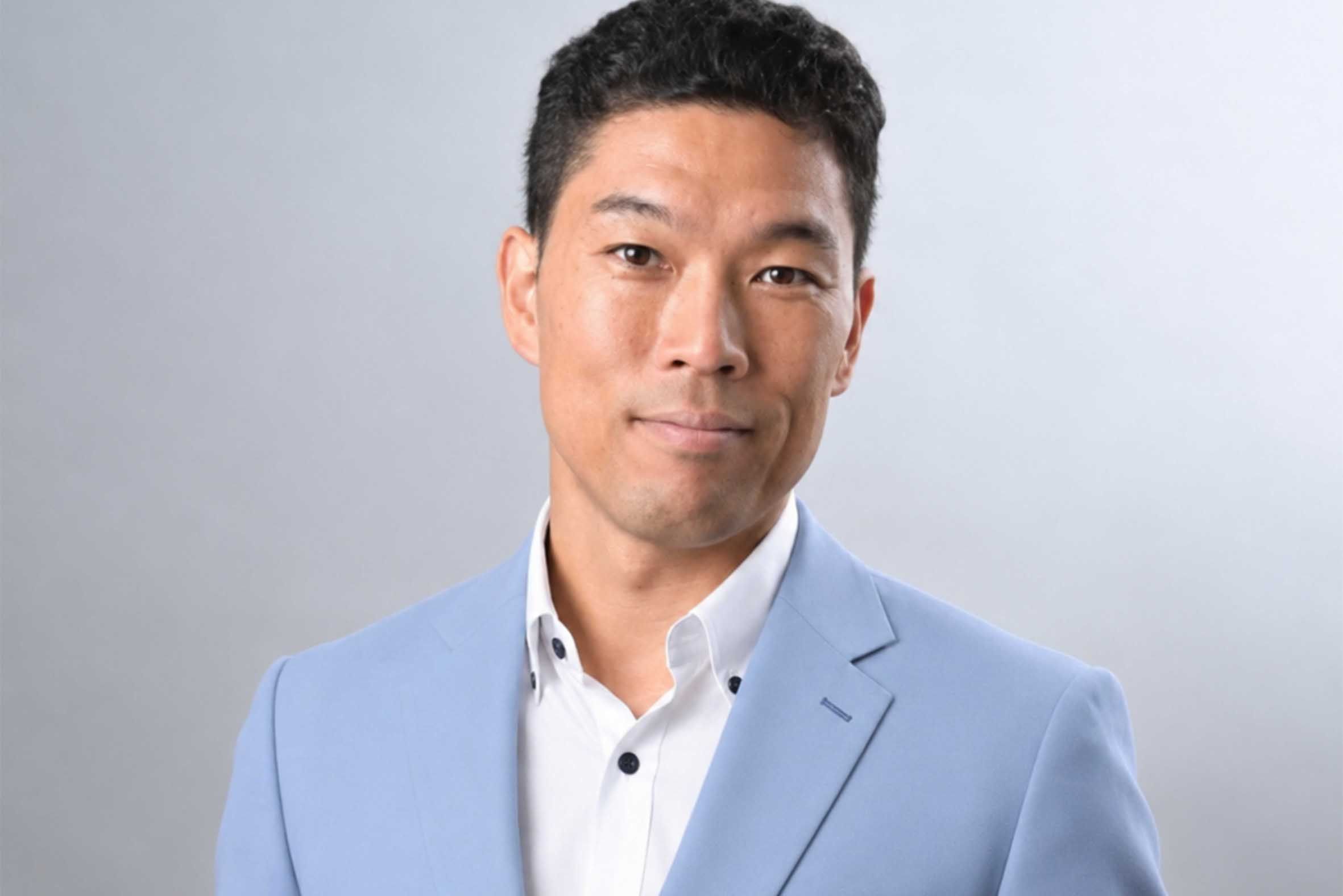 小原正徳さん　投資家。不動産科学研究所代表取締役。不動産鑑定士・宅地建物取引士の資格を持つ。副業で貯めた資金で投資を始め、独立。SNSやYouTubeでの情報発信を続ける。