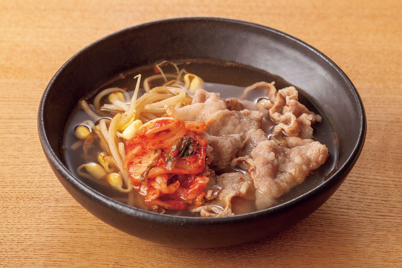 牛肉と豆もやしの韓国風スープ