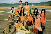 人気オーディション番組出身の11人組ガールズグループME:Iがテレビ初歌唱時に着用した衣装が賛否に「ダサす…