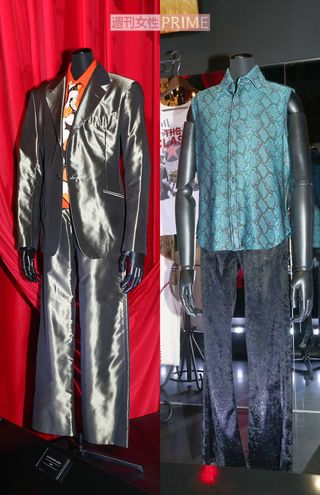 '01年に発売された31枚目のシングル『ultra soul』のミュージックビデオで着用された衣装。右が松本、左が稲葉のもの　撮影／近藤陽介