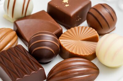 【知って楽しい雑学】バレンタインデーはなぜチョコを贈るの?実は「百貨店がきっかけ」1950年代に端を発す…