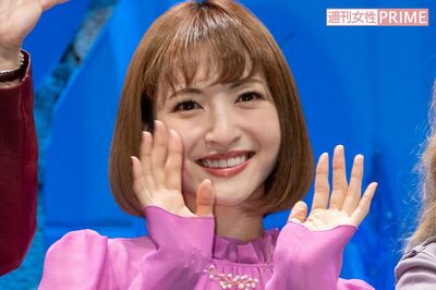 神田沙也加さんの素顔「聖子と洋服シェア」「週4ラーメン」“おひとりさま上手”だった