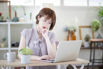 専門家がジャッジ「漢字で『既に』と書くのはマナー違反」SNSに蔓延する“謎マナー”はなにが正解？