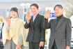 毎年恒例の“スキーご静養”でJR長野駅に到着された皇太子ご一家(3月25日)