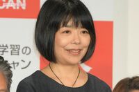 俵万智『サラダ記念日』から35年も変わらぬ美少女ぶり、若さの秘密は「コウジ酸と恋心」