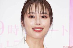 広瀬アリス、約3か月ぶりの自撮りショット披露で「めっちゃやせてる」鎖骨が露わの“ほっそり姿”に集まる心配