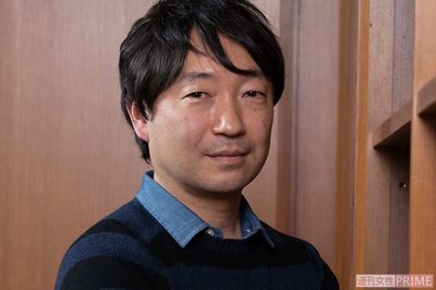 研究者から小説家へと転身した伊与原新さん、科学を通して描く「人間ドラマ」
