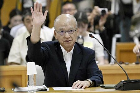 斎藤元彦知事の側近だった片山安孝前副知事は、百条委員会に出席したが……　写真/共同通信社