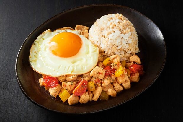 やせガパオライス/1人分397kcal〔写真／林紘輝（扶桑社）〕