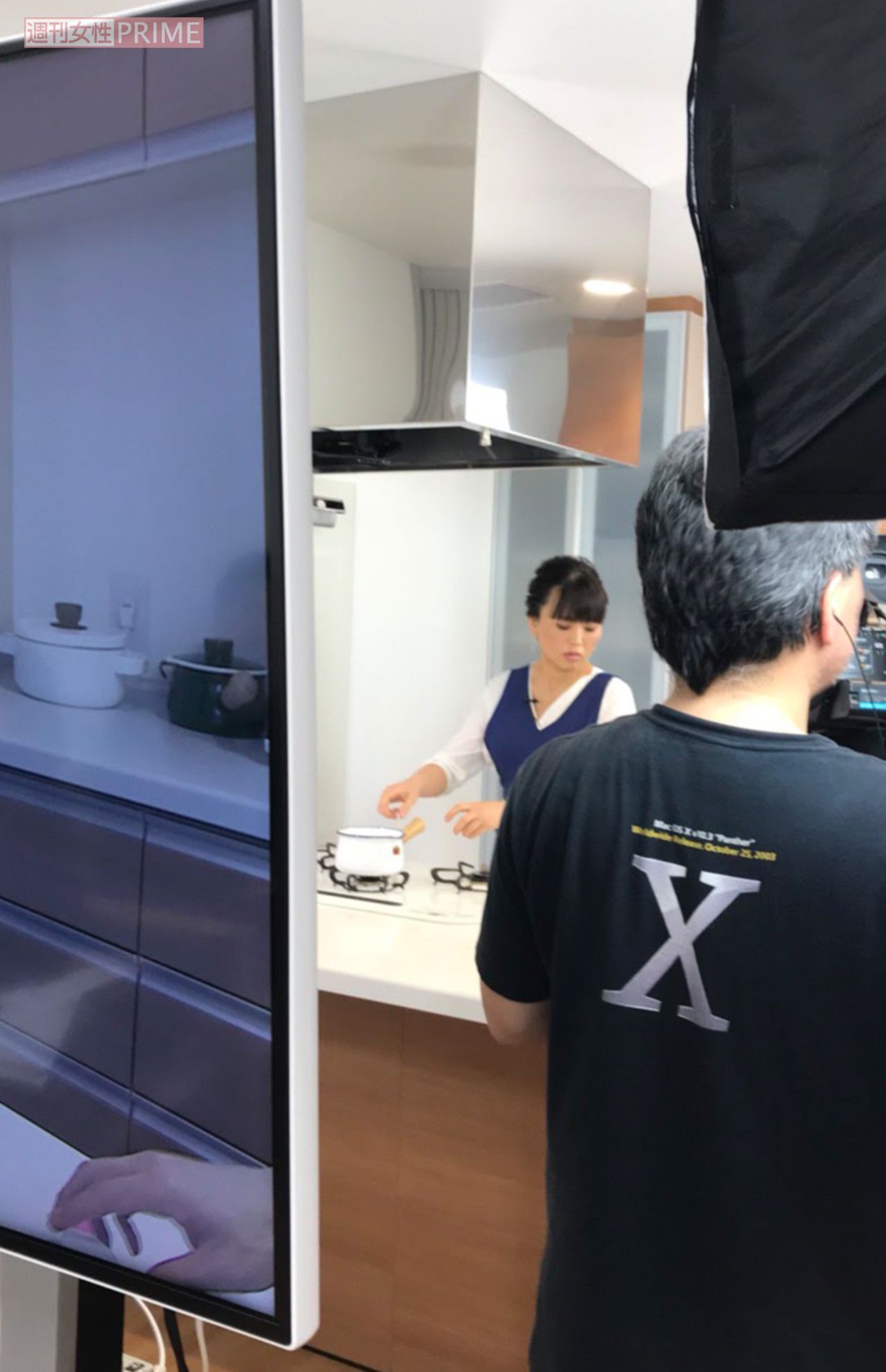 取材に応じるはらゆうこさん