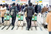 《新型コロナ》花見は×、映画館、公園は○！ 行っていい場所・ダメな場所20