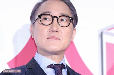 佐野史郎 “高熱と腎臓の数値異常” で即入院から2か月、妻が語った「現在の容体」