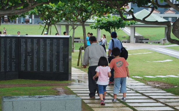 沖縄戦の犠牲者は約40万人。県民の4分の1が命を落とした