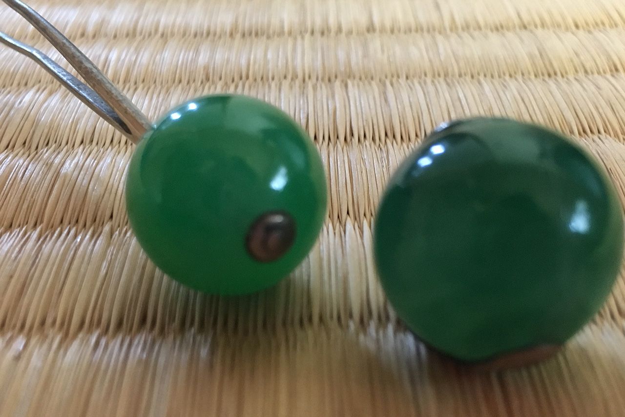 祖母から譲り受けた翡翠（ひすい）のかんざし