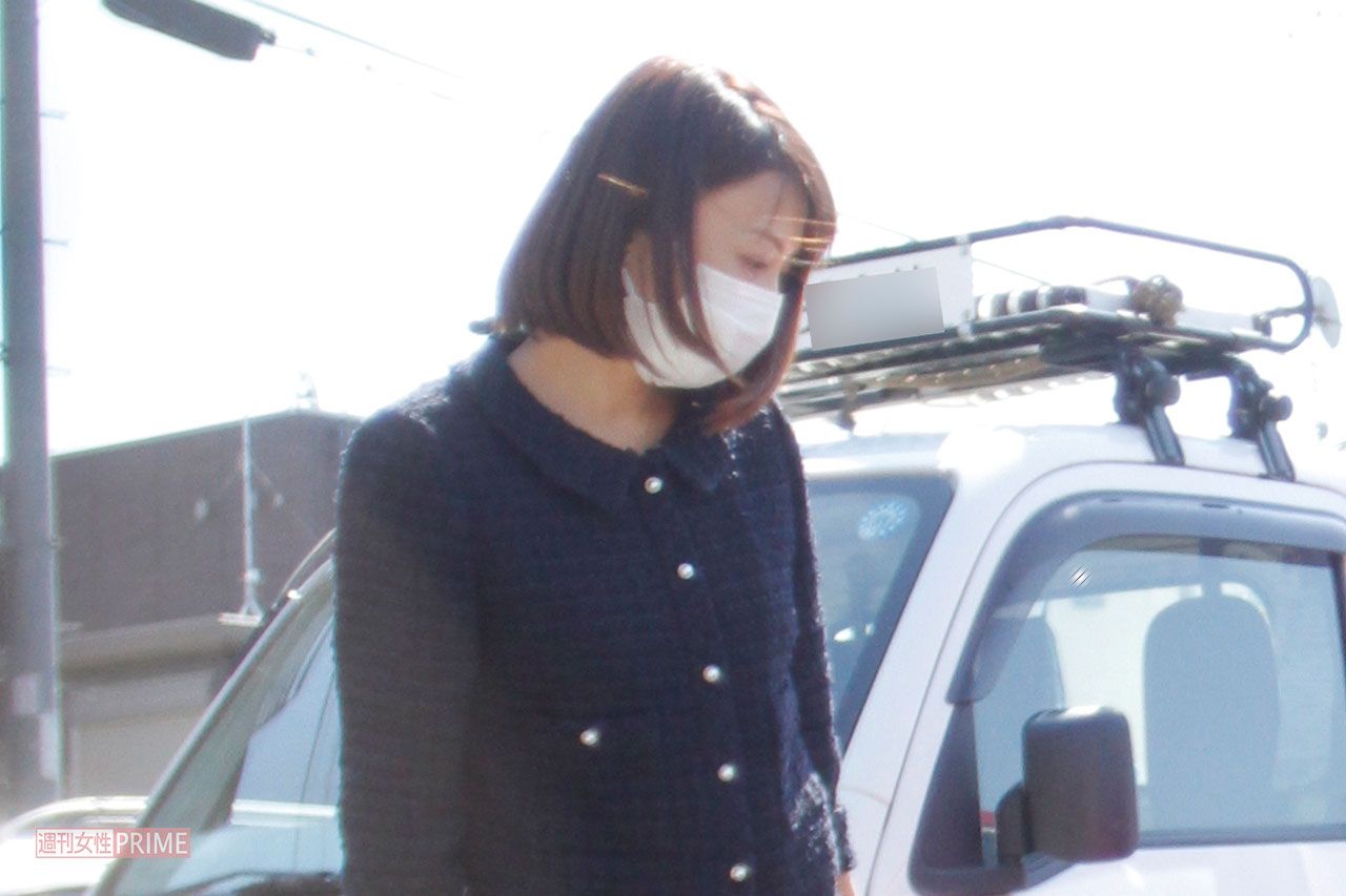 '19年3月 勸玄くんの卒園式に出席した後、小林麻耶はひとり車で家路についた