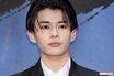 《熱愛報道から2週間》なにわ男子・長尾謙杜の“異変”に広がる心配…W杯配信での近影に「やつれた？」の声も