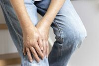 冬のツラい「ひざ痛」は“伸ばして”治す！50代以上の日本人の約4割が悩む症状を3ステップで簡単予防