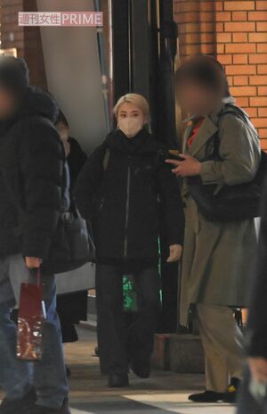 2026年1月30日に赤坂のお茶店の営業終了後、実家へ帰るため、最寄りの地下鉄へ向かう小島瑠璃子