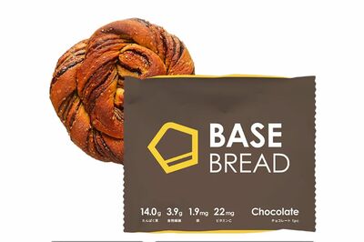 パンにカビが…SNS投稿に衝撃！『BASE BREAD』販売元が問い合わせに明かした“発生件数”と「特殊なカビ発…