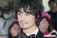 斎藤工の神対応のウラで…『東京国際映画祭』で勃発！カメラマンの“怒号トラブル”の背景に盗難未遂事件