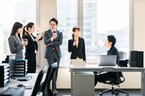 あなただったらなんて言う？ 女性200人が答えたとっさの“褒め言葉”