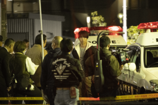 '22年11月、ドラマ『大病院占拠』のロケをしていた櫻井。“占拠シリーズ”は、この夏にも放送される人気作に