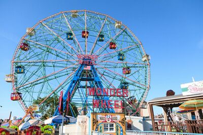 富士急ハイランドの負傷事故から考える「遊園地の安全性」利用者に必要な心構え