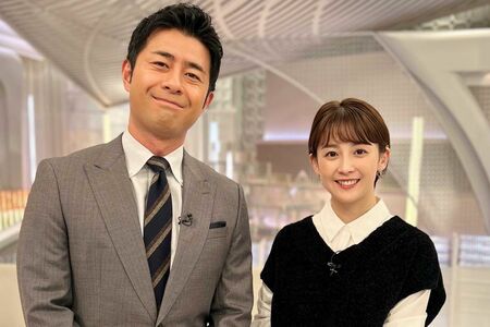 『イット!』で現在メインキャスターを務めている榎並大二郎アナ（左）と宮司愛海アナ（番組公式Xより）