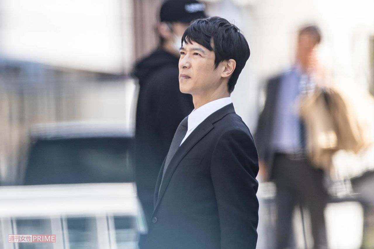 '20年、4月『半沢直樹』のロケに臨む堺雅人