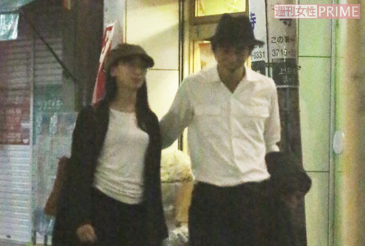 2014年６月、中目黒でデートを楽しむ杏と東出昌大